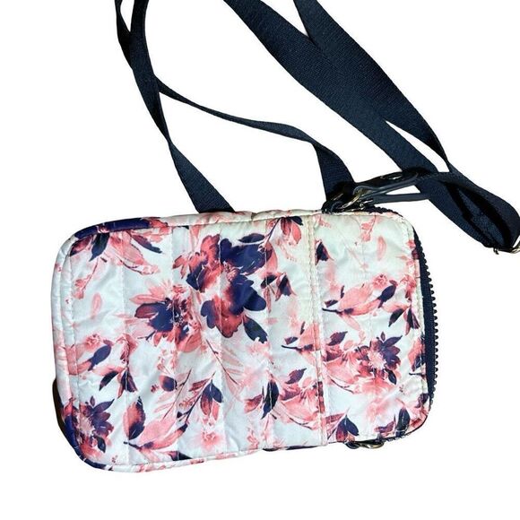 Sondra Robert’s Crossbody - Picture 2 of 4